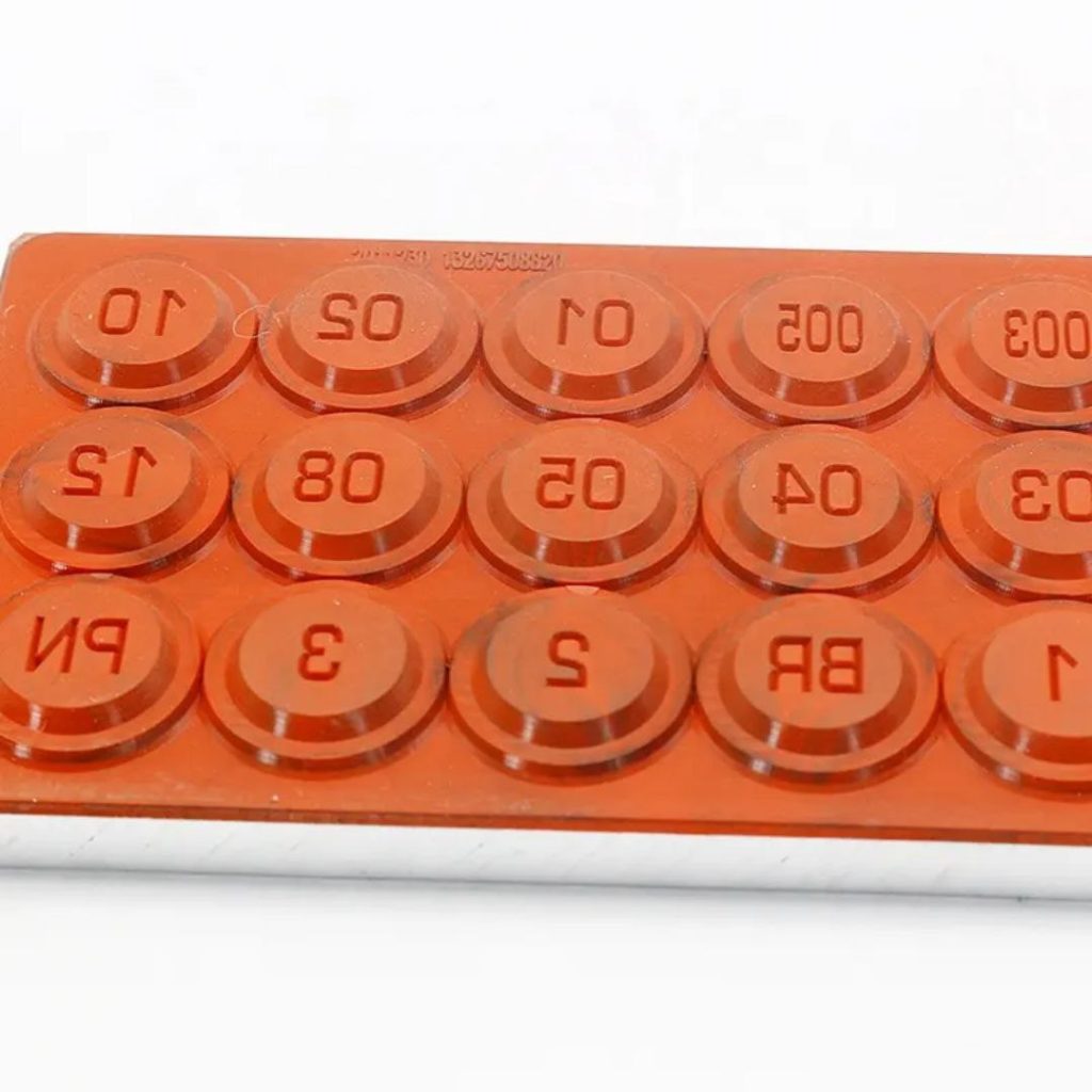 photo 6316450249106459553 y