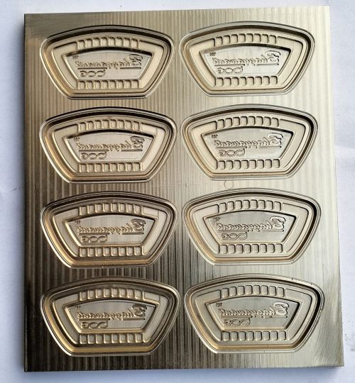 Label Dies 6095732519715146511